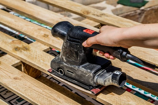 Rabot Makita : choisissez la précision et ergonomie